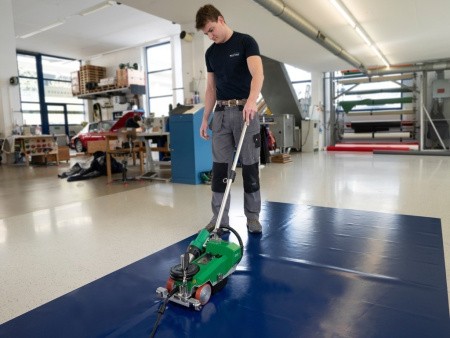 Автоматический сварочный аппарат Униплан 500 - практичный и безопасный Автоматический сварочный аппарат Униплан 500 - практичный и безопасный